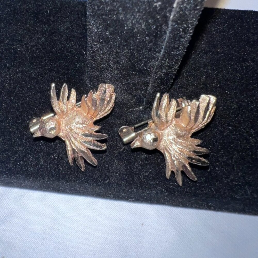 vintage set of gold metal bird‎ hummingbird costume jewelry earrings brooches